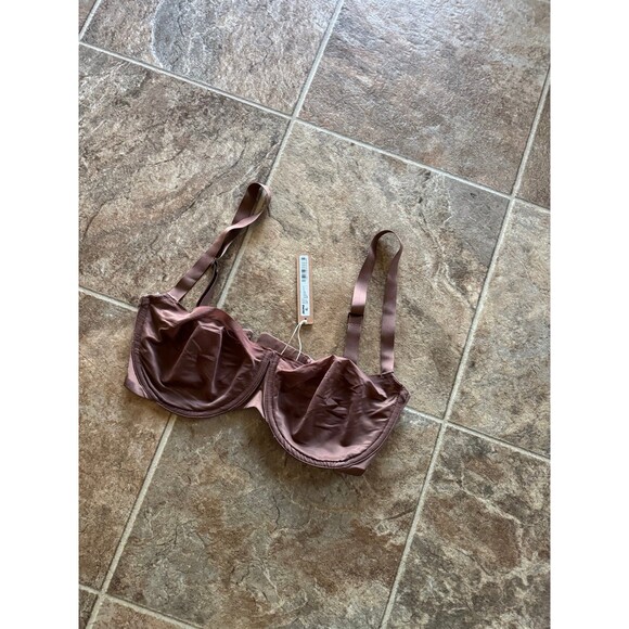 Skims No Show Unlined Balconette Bra Jasper Size 34DD - Picture 6 of 10